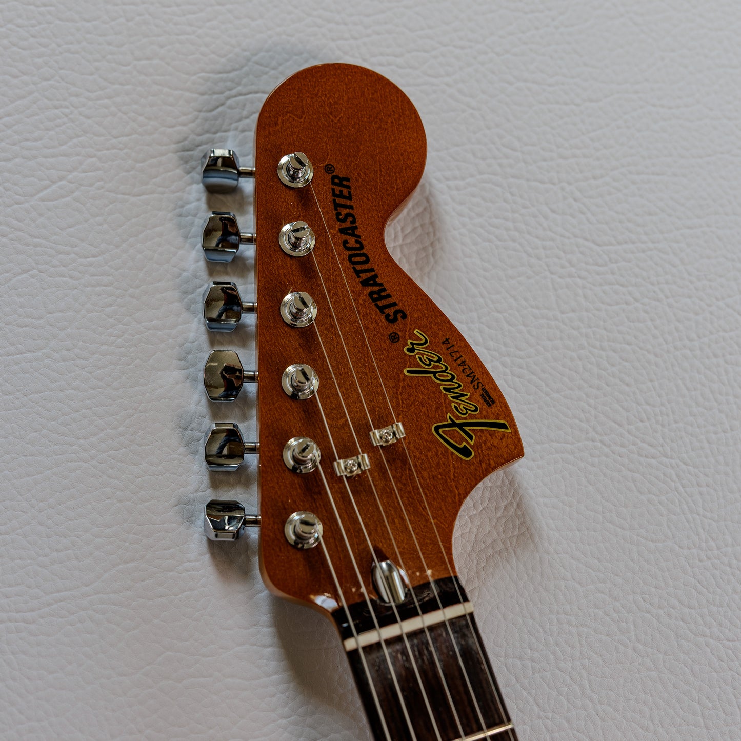 Fender 70th Anniversary Vintera II Stratocaster 2024 - Antigua