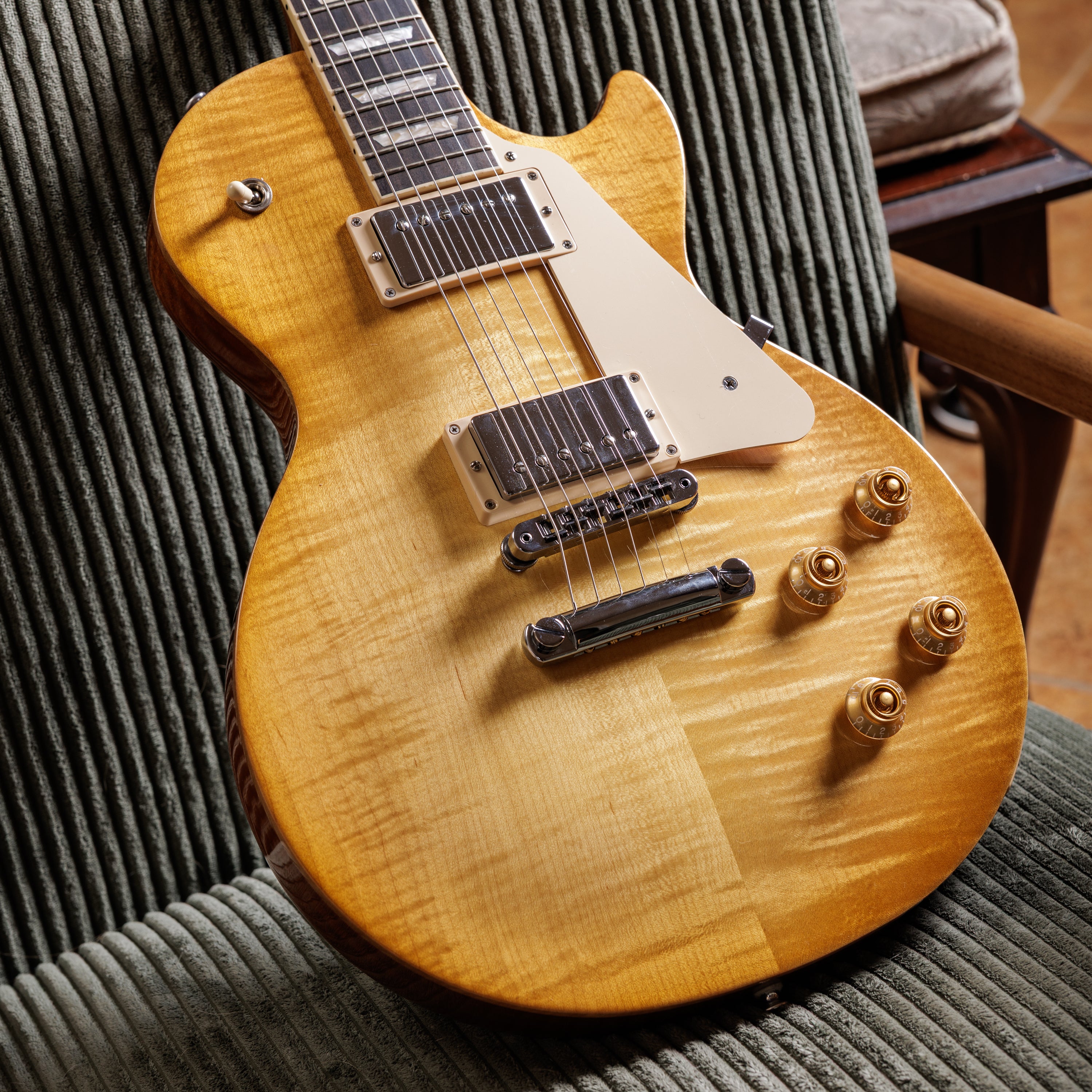 Gibson Les Paul Studio Session 2024 - Honey Burst – Aeonic Frets