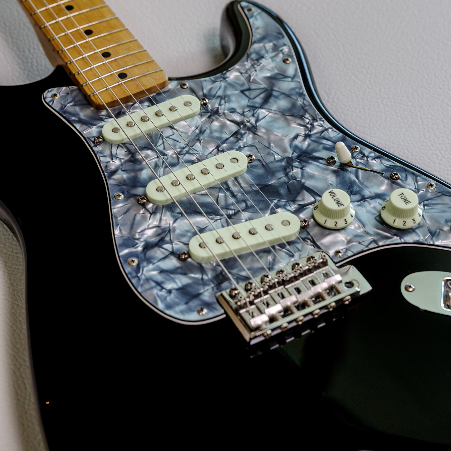 1998 Fender Standard Stratocaster – Black Maple Neck | Upgraded Pickguard | MIM