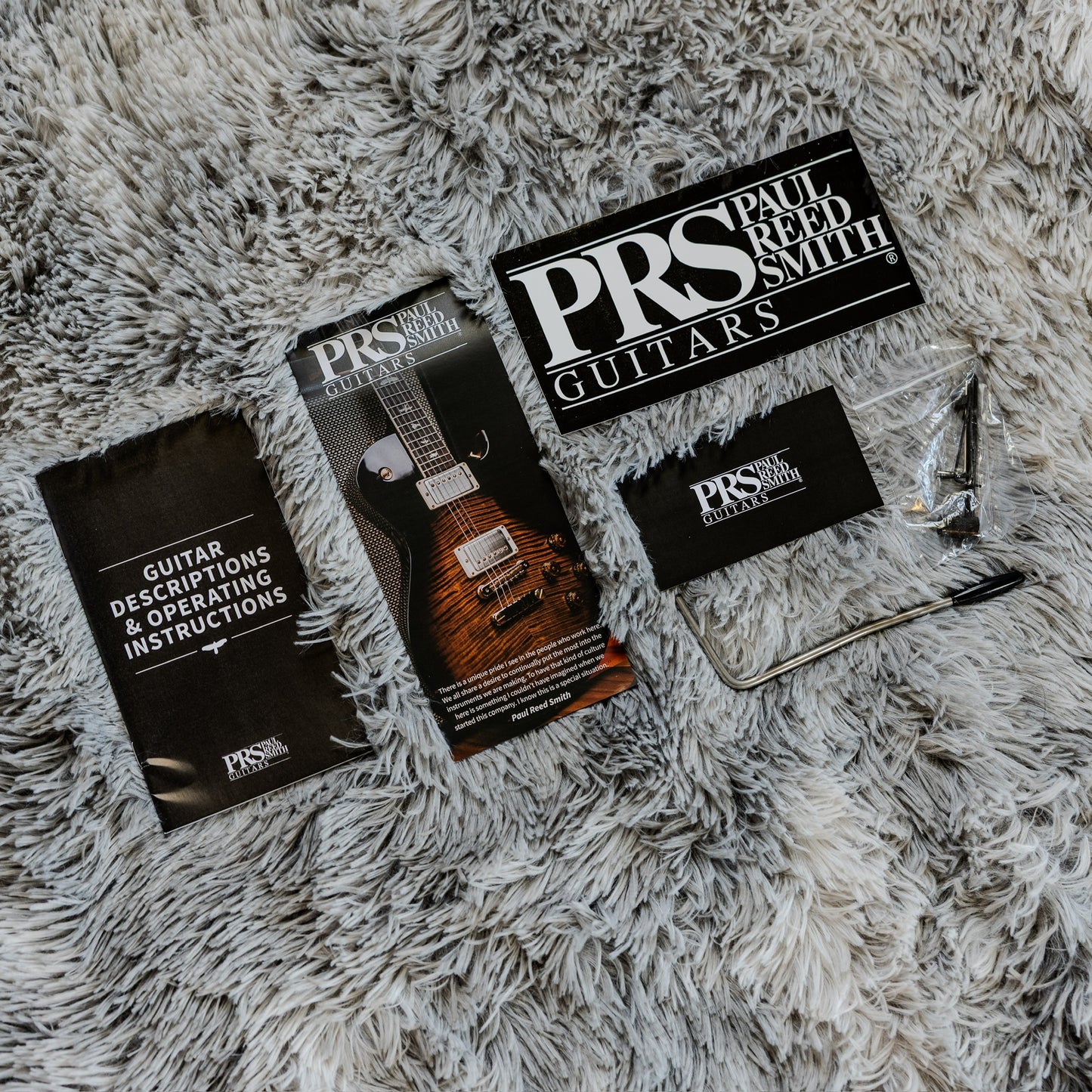 STUNNING PRS S2 Standard 24 with Pattern Thin Neck Profile 2022 - 2023 - Mahi Blue