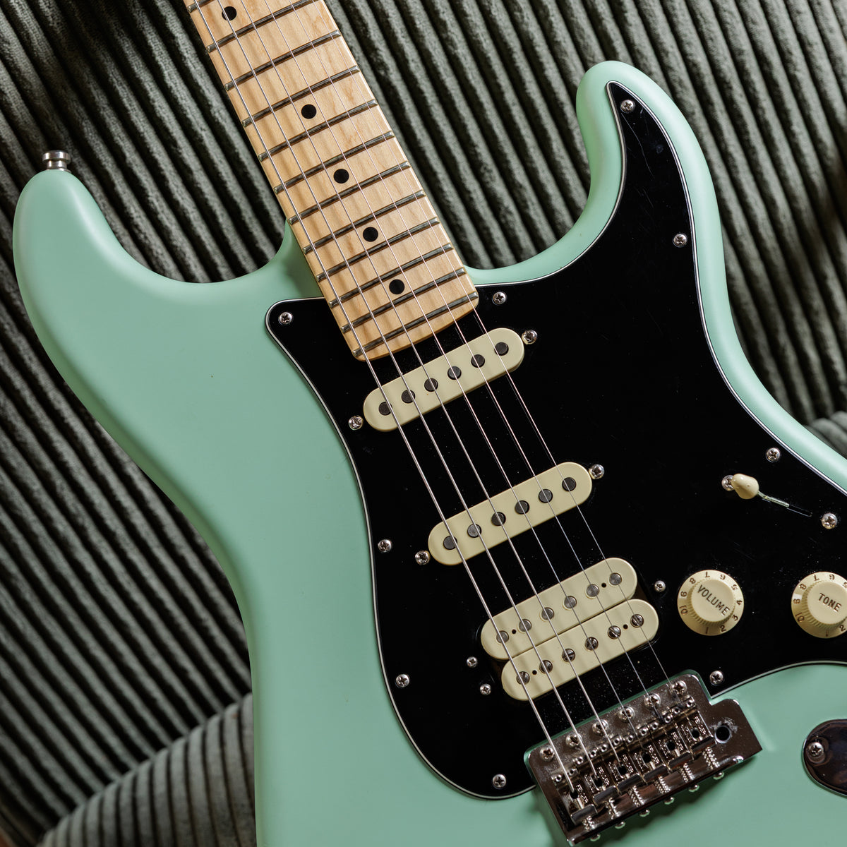 Fender American Performer Stratocaster HSS with Maple Fretboard 2022 - Satin Surf Green