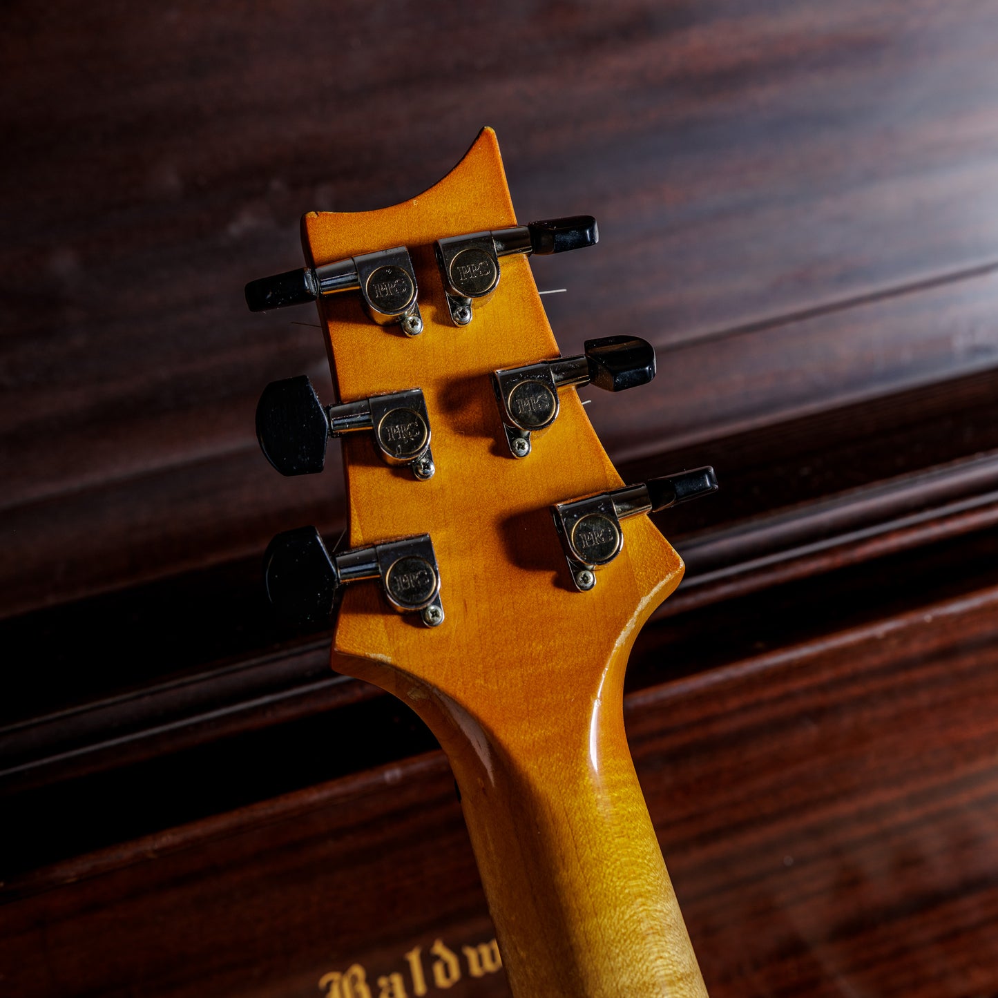 PRS Swamp Ash Special with Maple Fretboard 1996 - 2009 - Tri-Color Sunburst