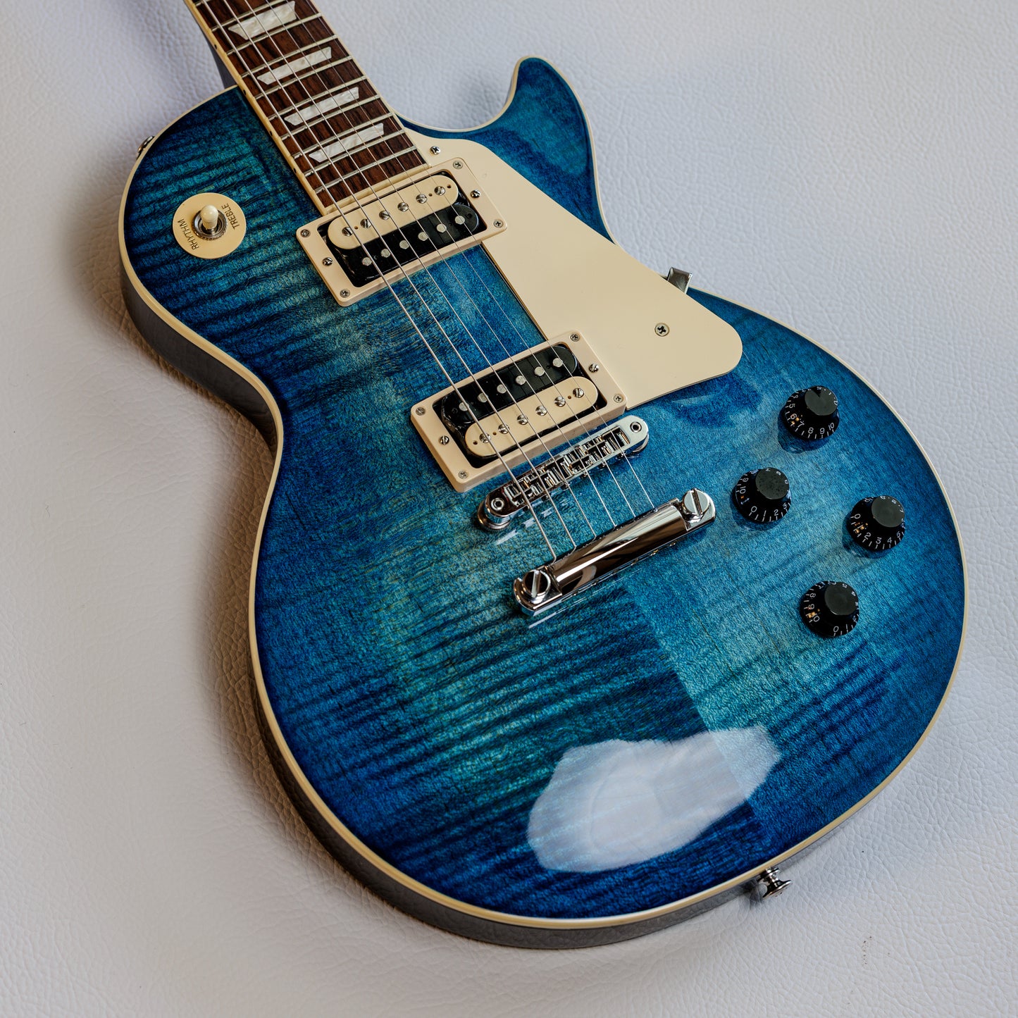 Gibson Les Paul Traditional Pro V 2019 - Present - Ocean Water Perimeter