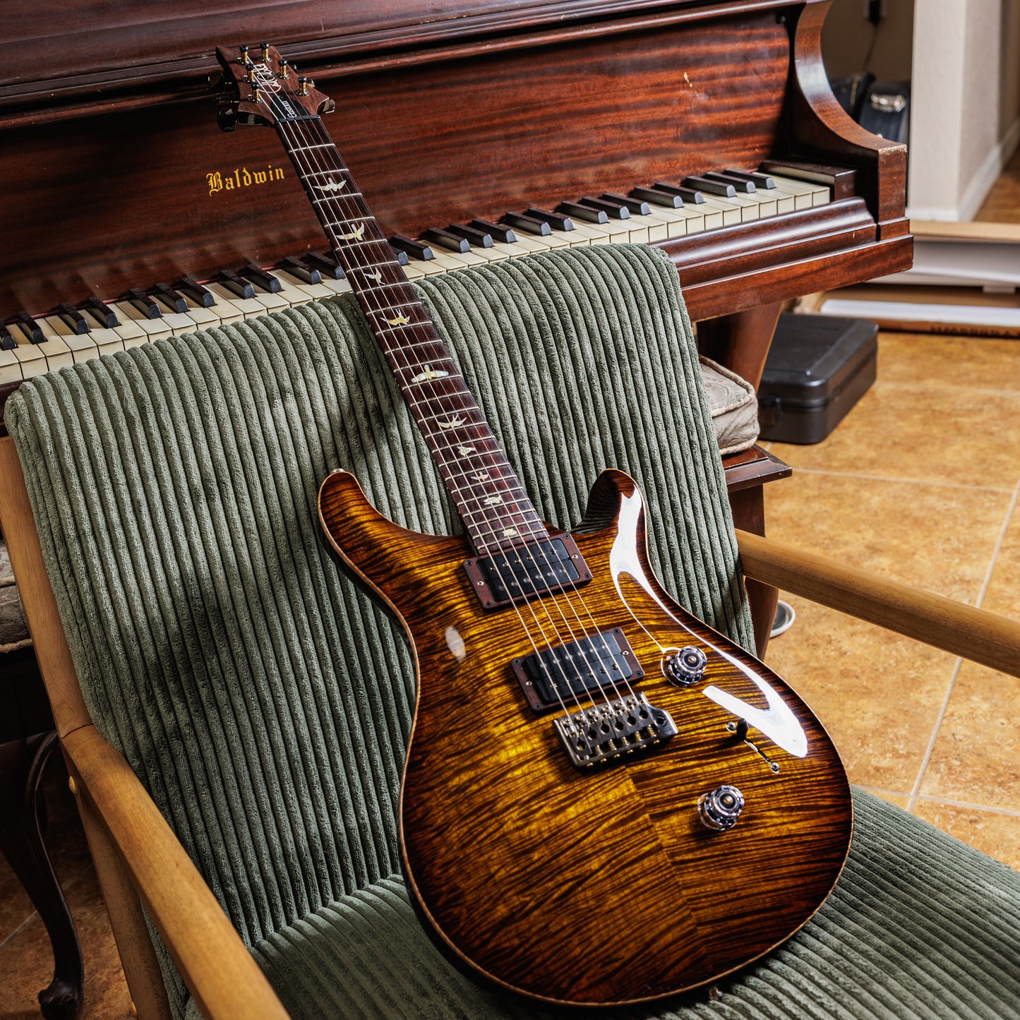 PRS Custom 24 Wood Library Black Gold Burst