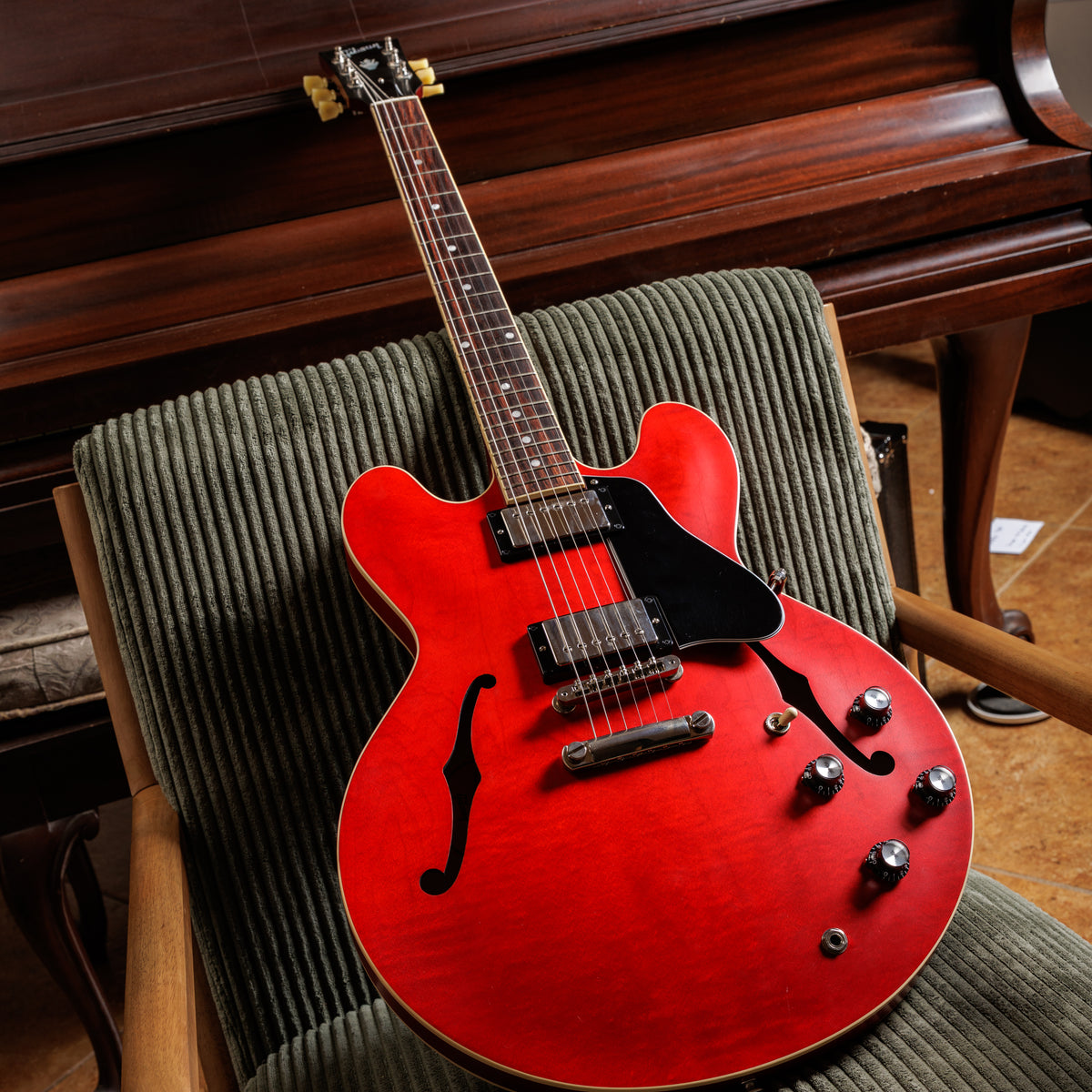 Gibson Modern Collection ES-335 Satin 2022 - Satin Cherry