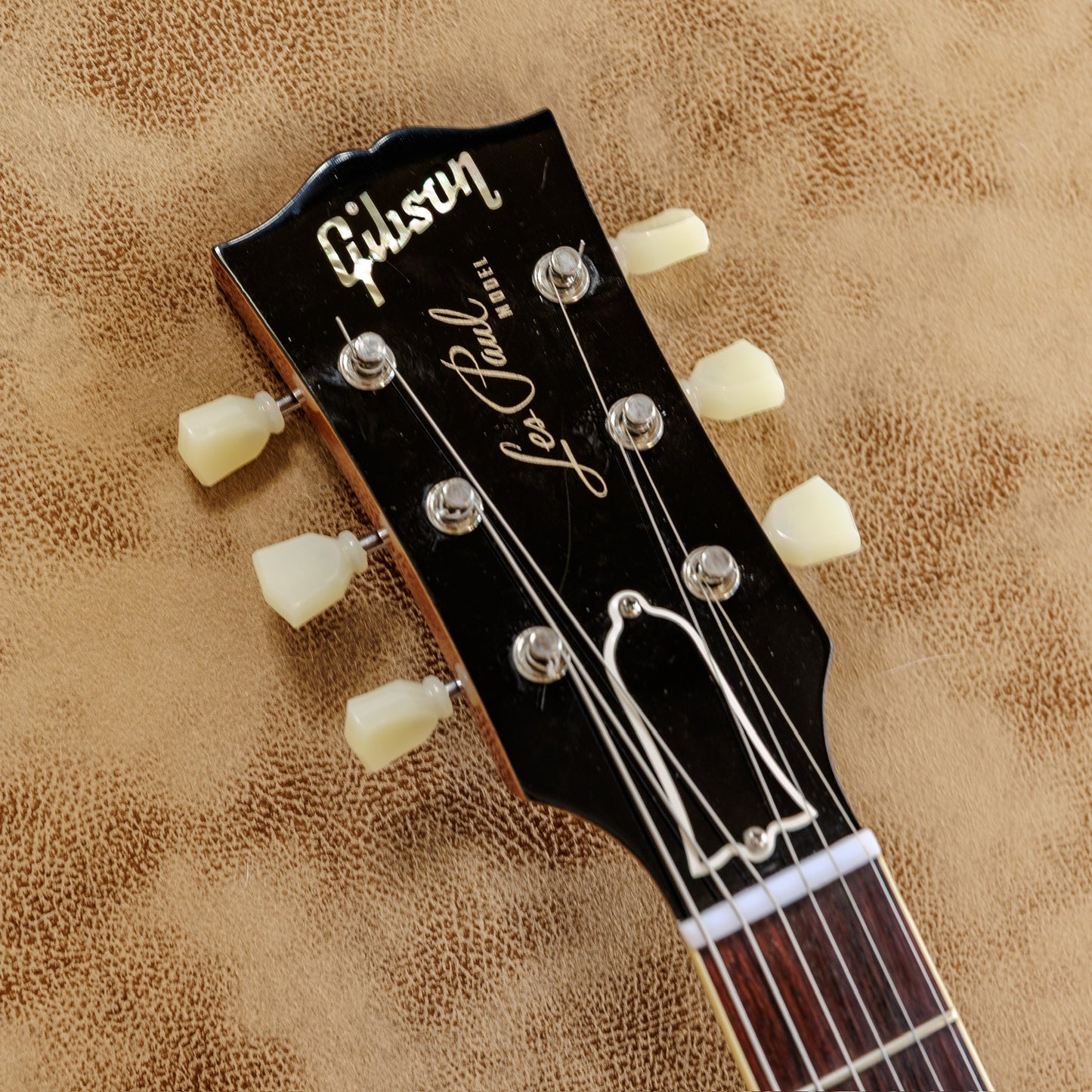 Gibson Custom Shop R7 ’57 Les Paul Standard Reissue Goldtop – Made to Measure Gloss – Case Candy