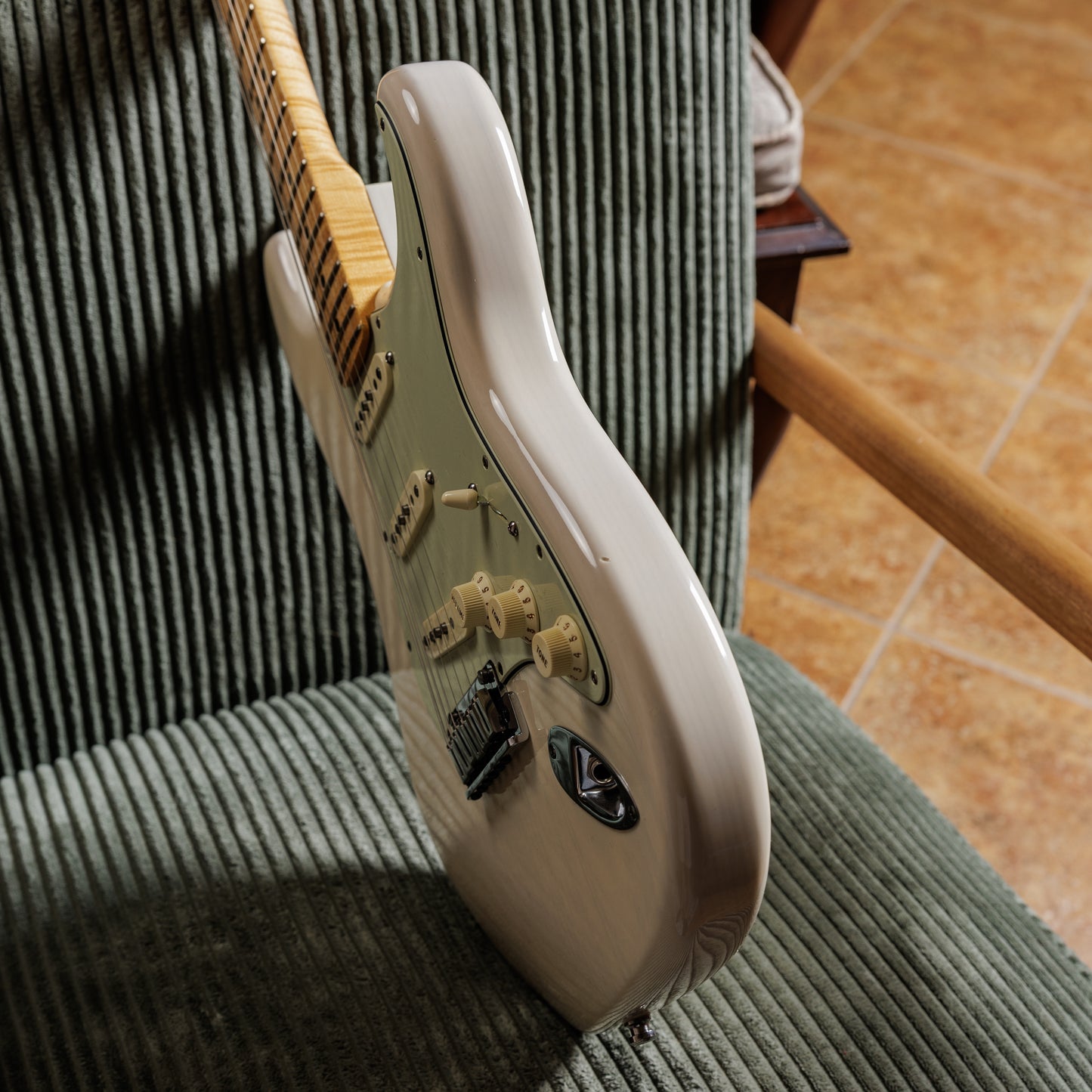 Fender Custom Shop Custom Deluxe Stratocaster - Transparent White