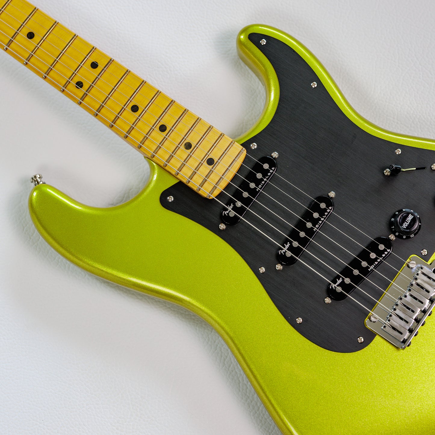 Fender American Ultra II Stratocaster with Maple Fretboard 2024 - Present - Solar Flare