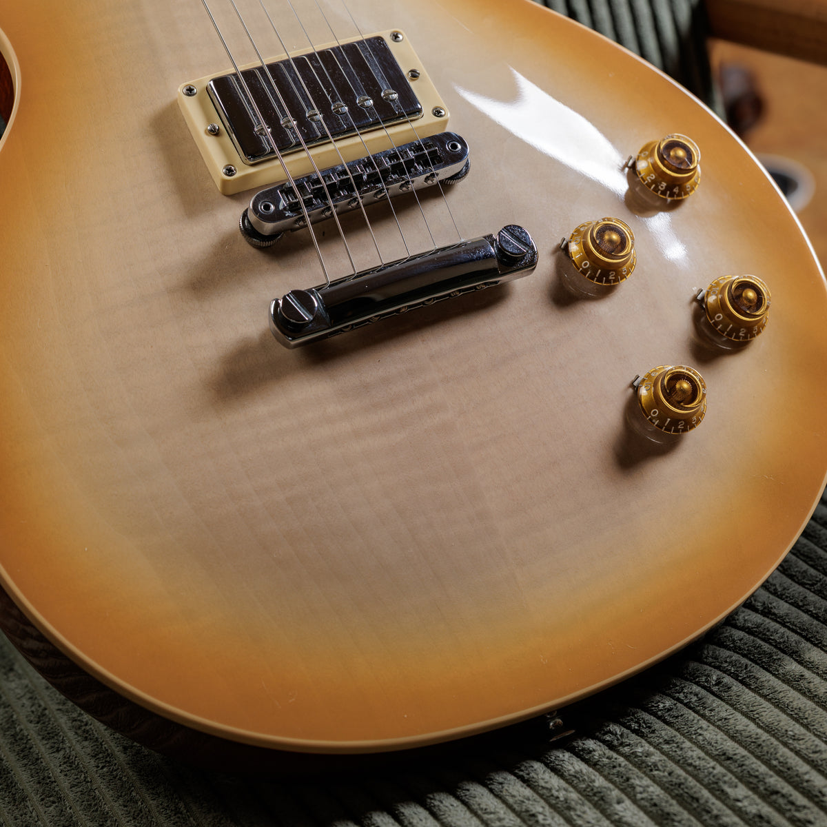 Gibson Les Paul Standard with '60s Neck Profile 2004 - Latte Creme