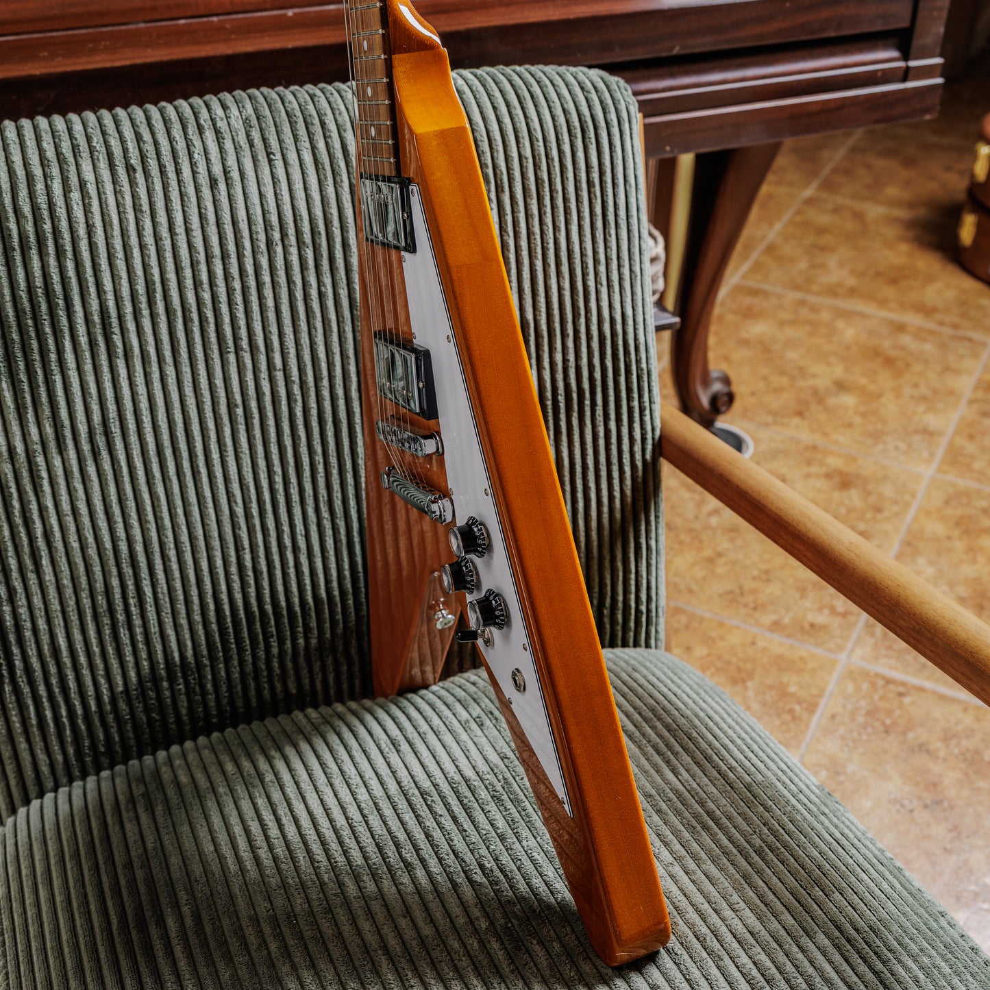 Gibson Flying V 2023 - Antique Natural