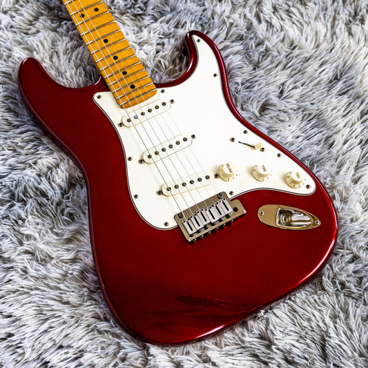Fender American Standard Stratocaster with Maple Fretboard 1991 - Frost Red