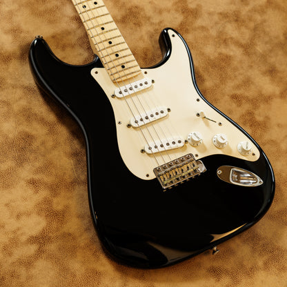 Fender Eric Clapton Artist Series Stratocaster with Vintage Noiseless Pickups 2001 - Present - Black