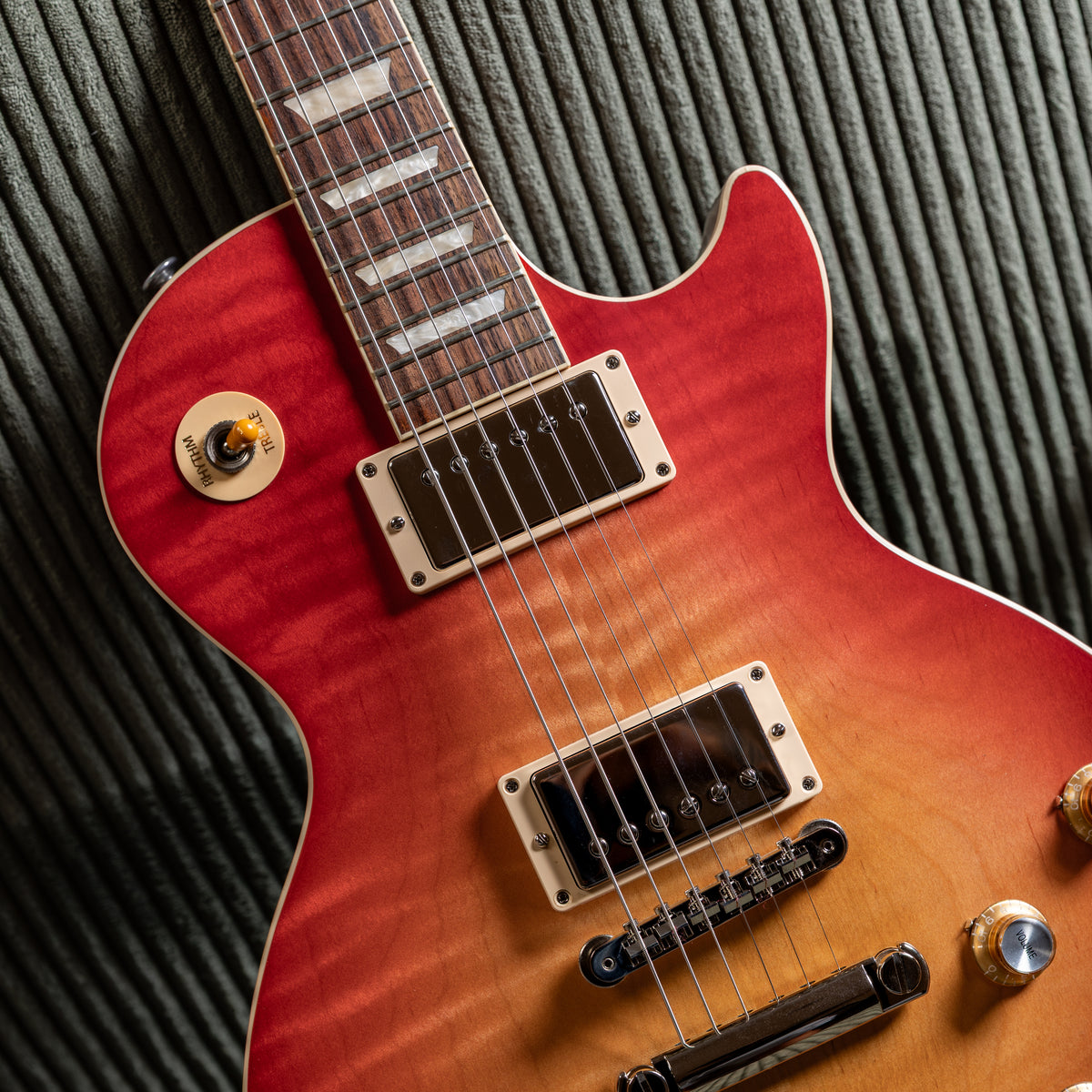 Gibson Les Paul Standard '60s Faded 2024 - Vintage Cherry Sunburst