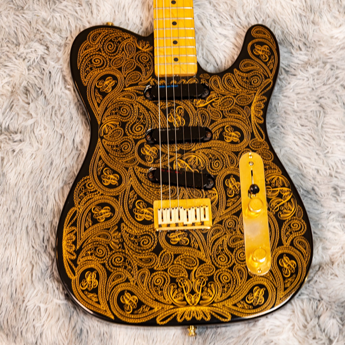 Fender James Burton US Signature Telecaster 1990 - 2006 - Black with Gold Paisley