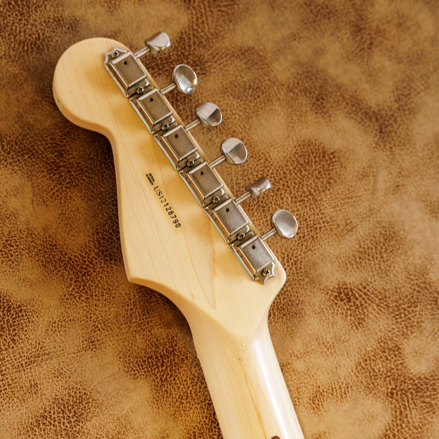 Fender Eric Clapton Artist Series Stratocaster with Vintage Noiseless Pickups 2001 - Present - Black