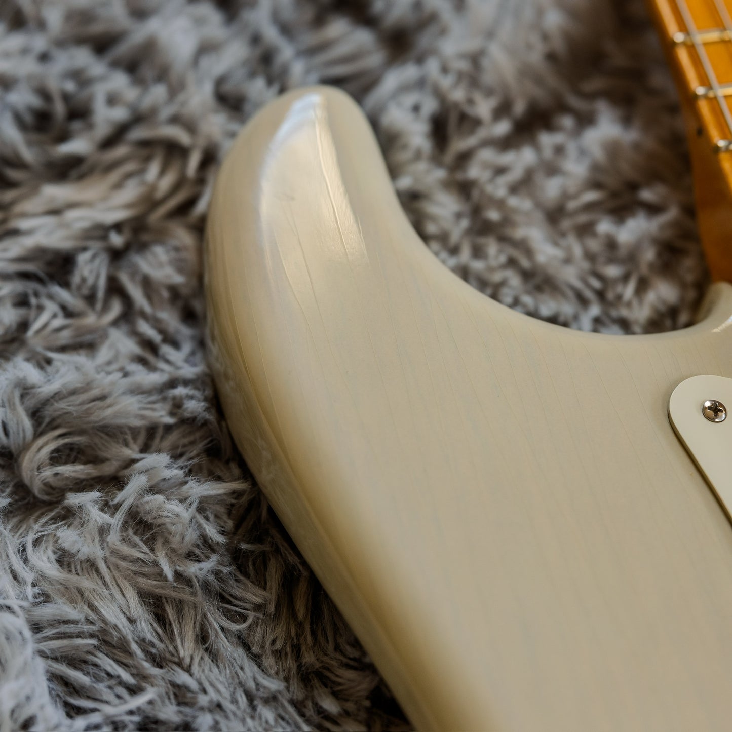 Fender Eric Johnson Stratocaster with Maple Fretboard 2005 - Present - White Blonde