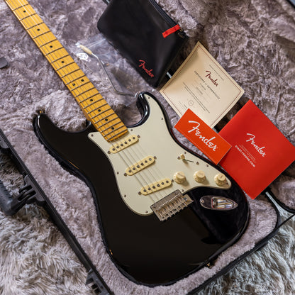 Fender American Professional II Stratocaster with Maple Fretboard 2020 - Present - Black