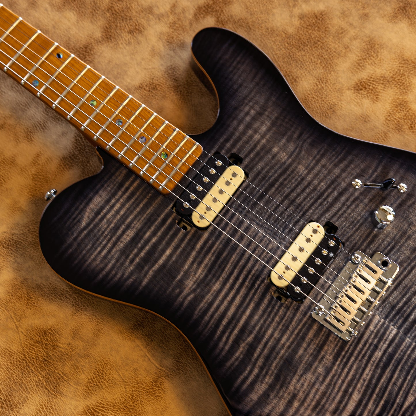 Sire Larry Carlton T7 Flame Maple 2021 - Present - Transparent Black