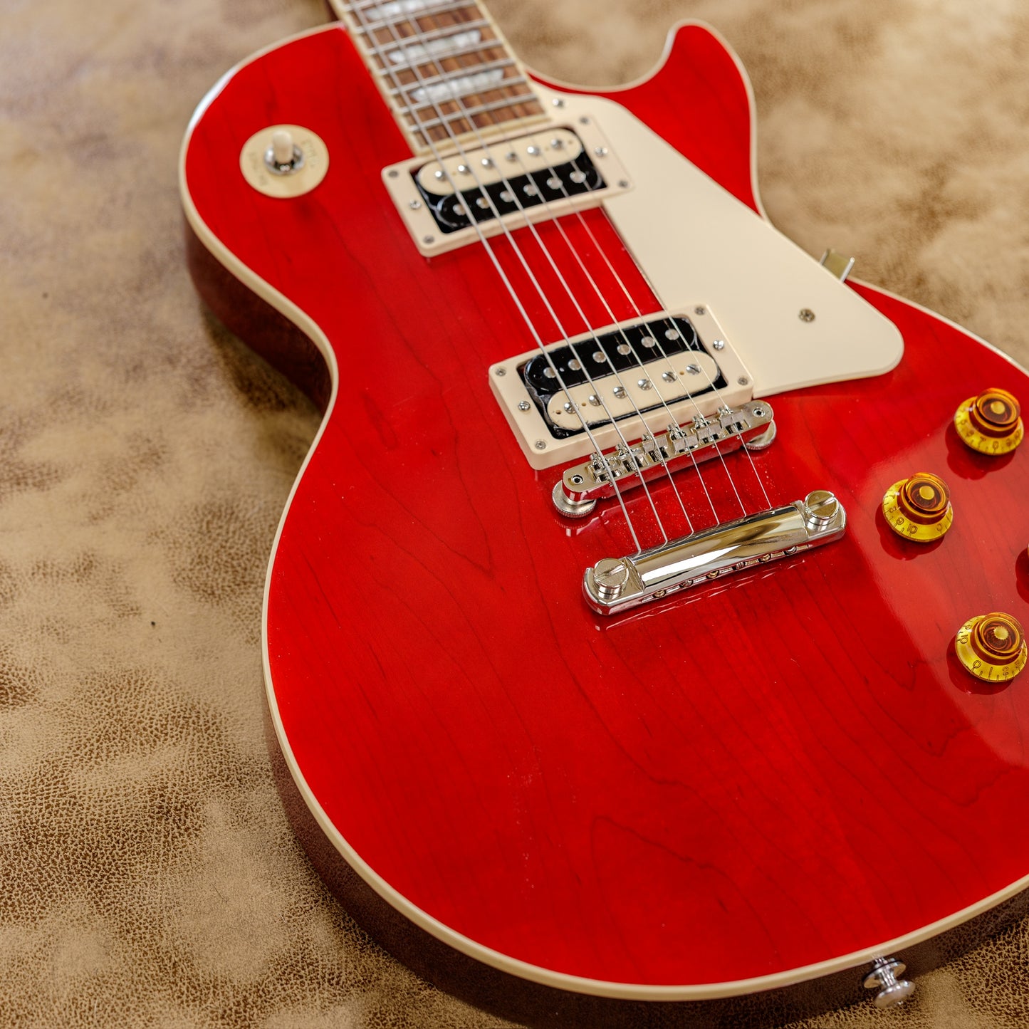 CLEAN Gibson Les Paul Classic 2019 - 2023 - Translucent Cherry