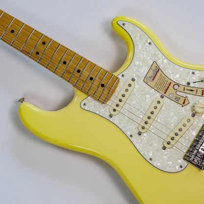 Fender Deluxe Roadhouse Stratocaster with Maple Fretboard 2016 - Vintage White
