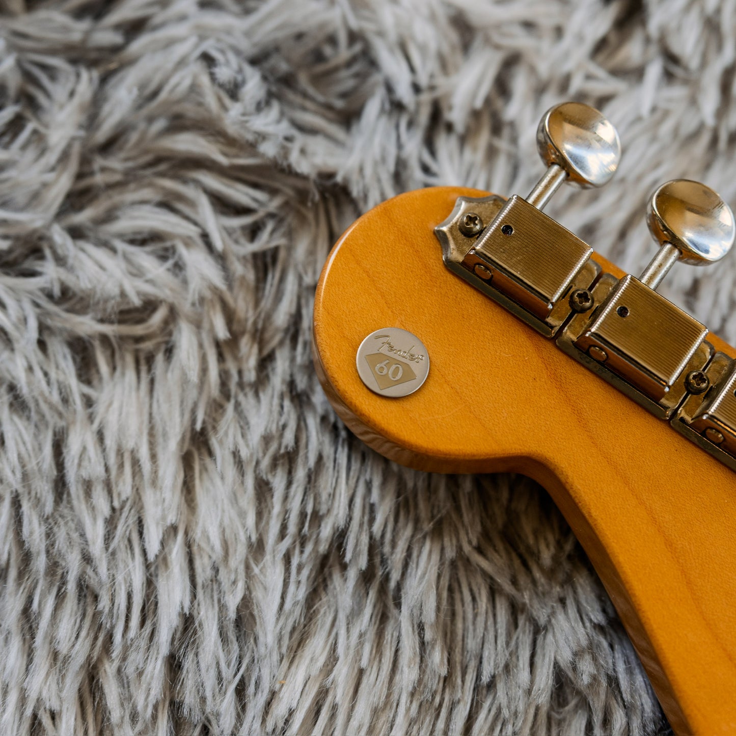 Fender Classic Player '60s Stratocaster with Rosewood Fretboard 2007 - 2018 - 3-Color Sunburst