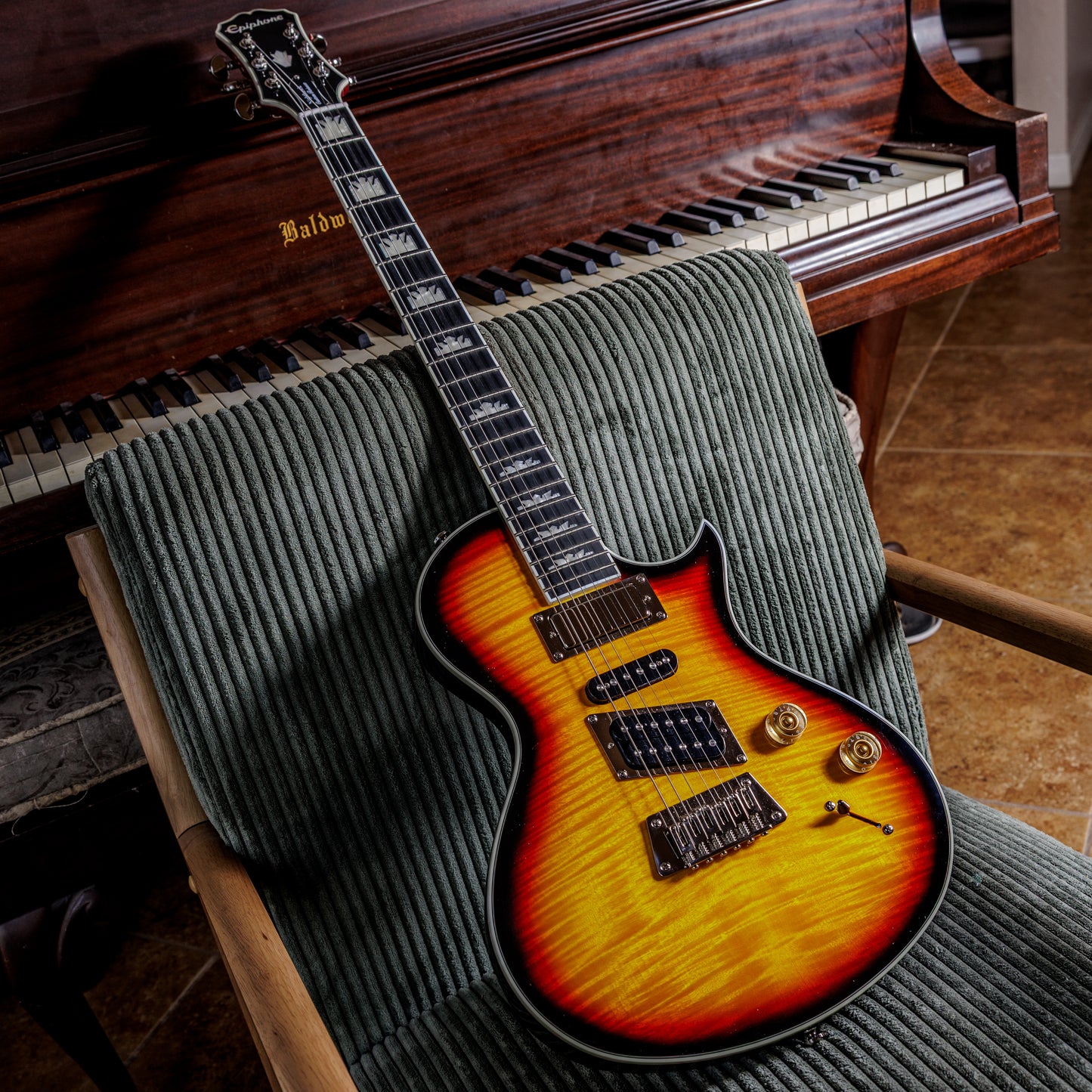 Epiphone Nighthawk Custom Reissue 2010 - 2013 - Fireburst