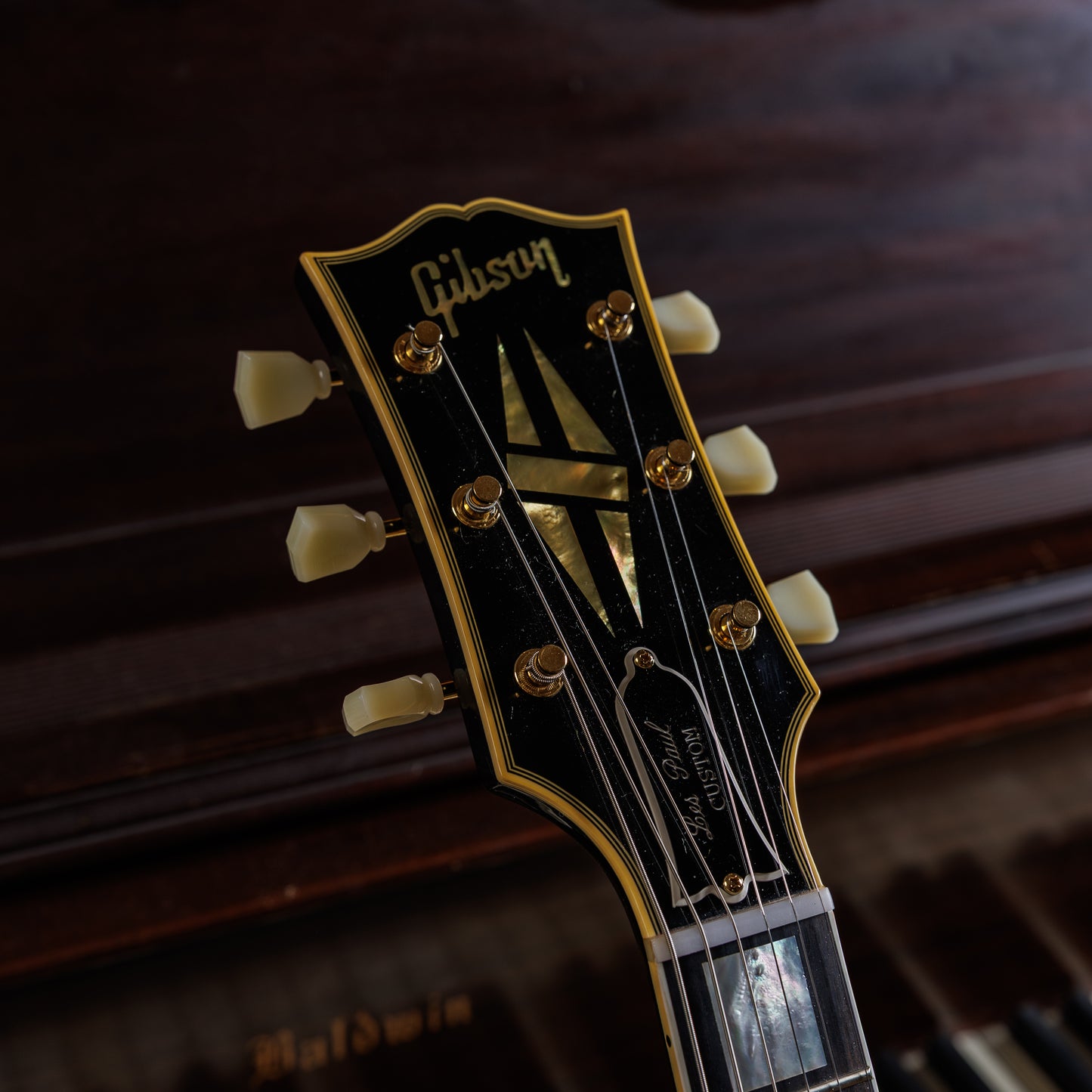 Gibson Custom Shop Historic 3-Pickup '57 Les Paul Custom Black Beauty Reissue with Bigsby 2026 - Ebony VOS