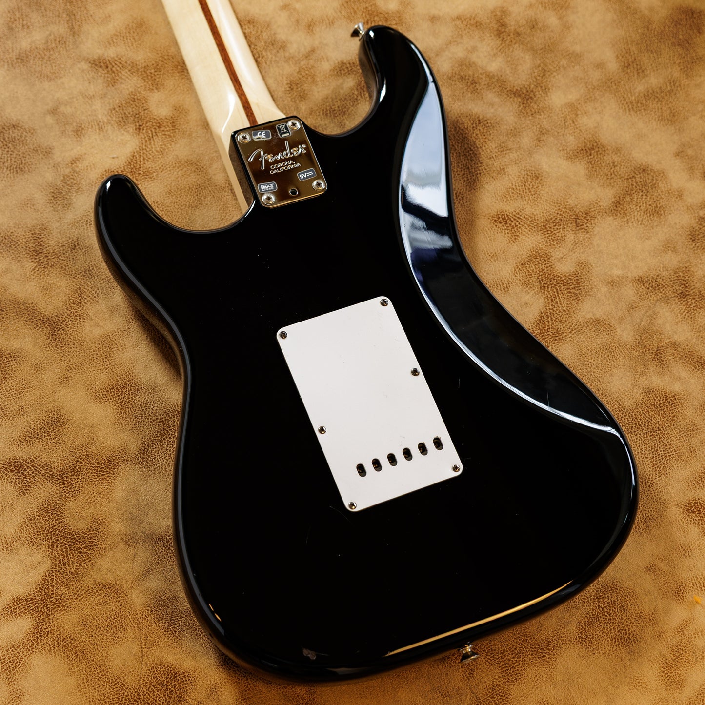 Fender Eric Clapton Artist Series Stratocaster with Vintage Noiseless Pickups 2001 - Present - Black