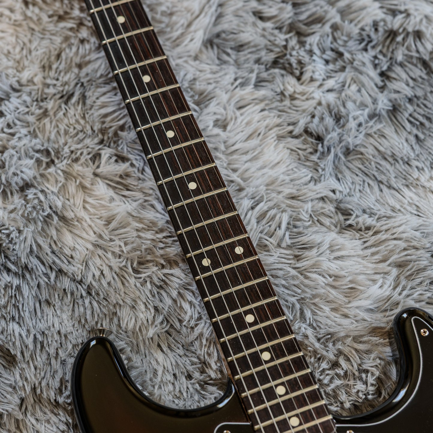 Fender Classic Player '60s Stratocaster with Rosewood Fretboard 2007 - 2018 - 3-Color Sunburst