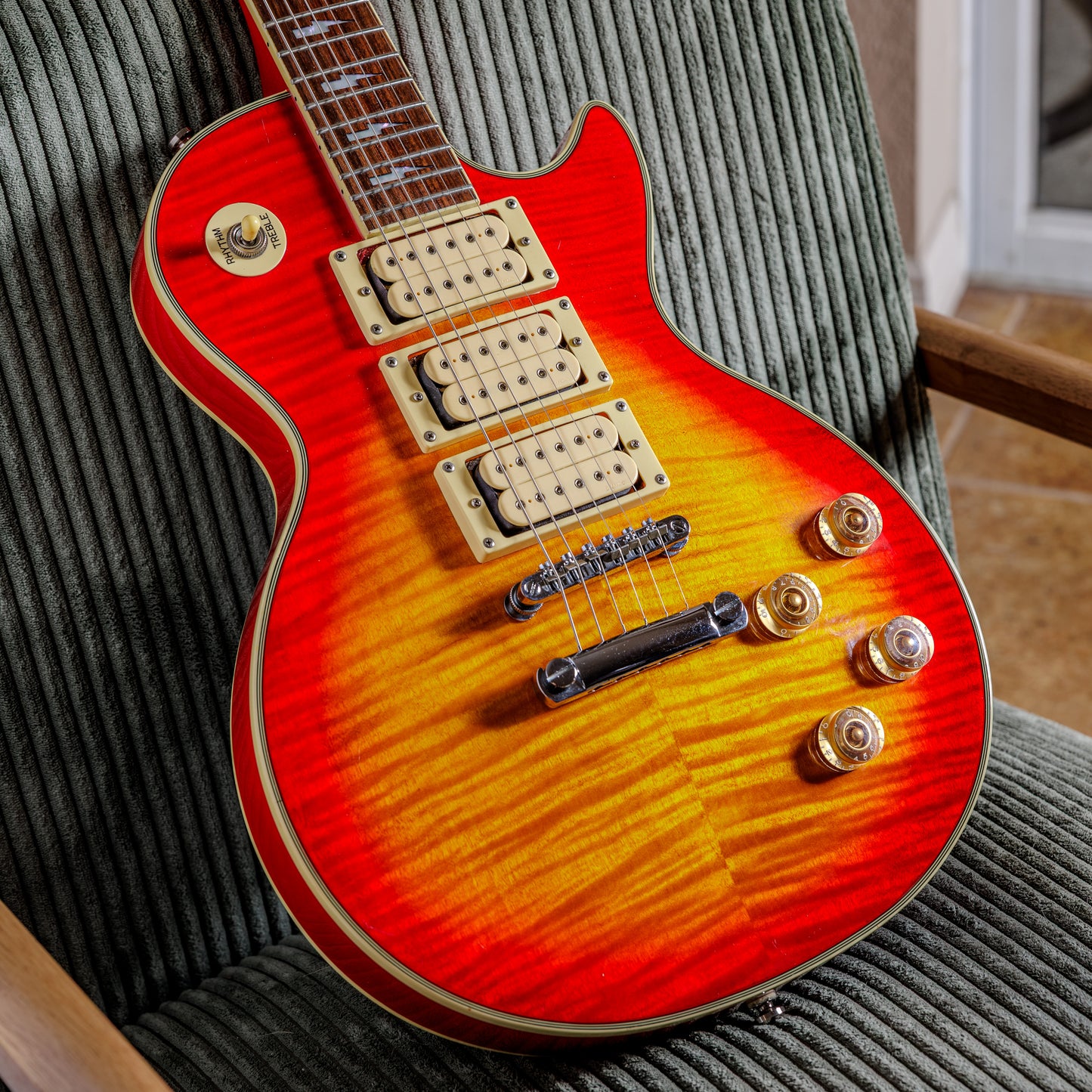 Epiphone Ace Frehley Signature Les Paul 1997 - 2006 - Heritage Cherry Sunburst