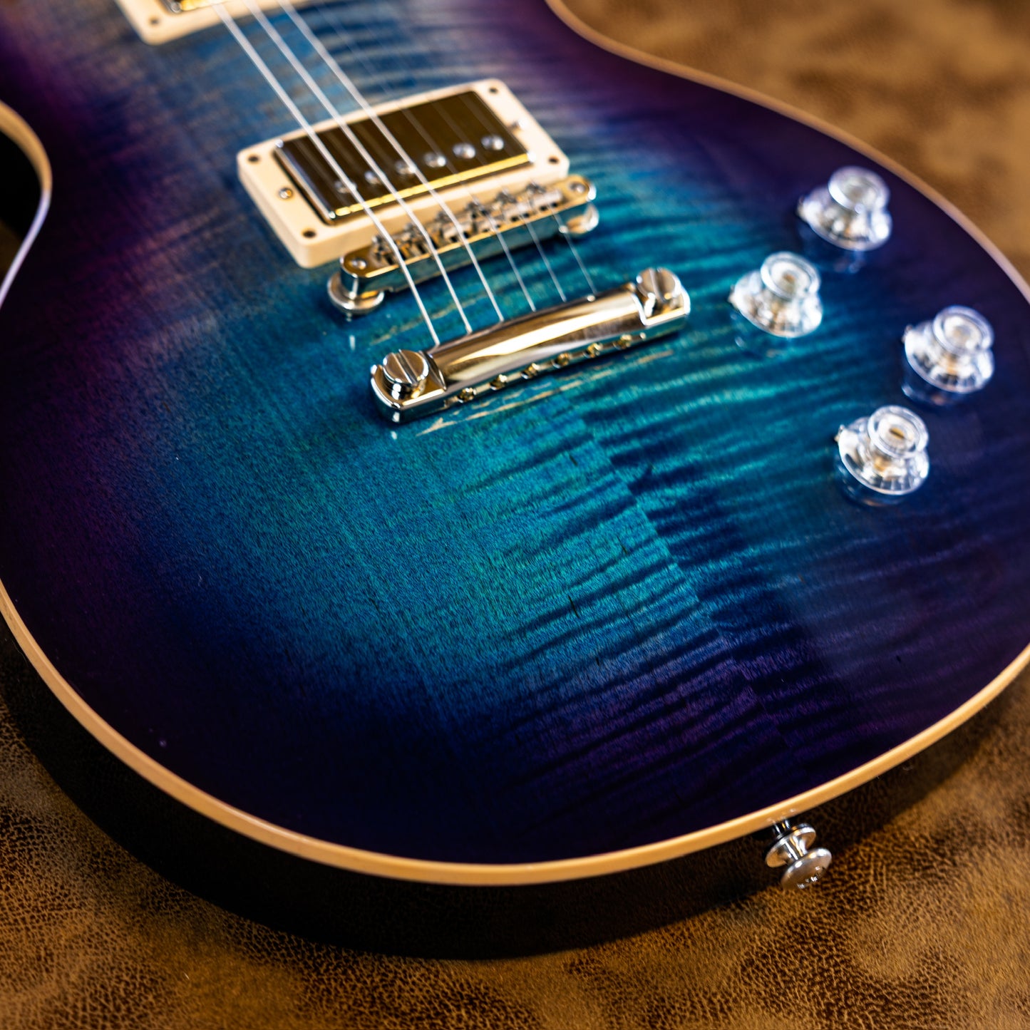 Gibson Les Paul Traditional Pro V 2019 - Present - Blueberry Burst
