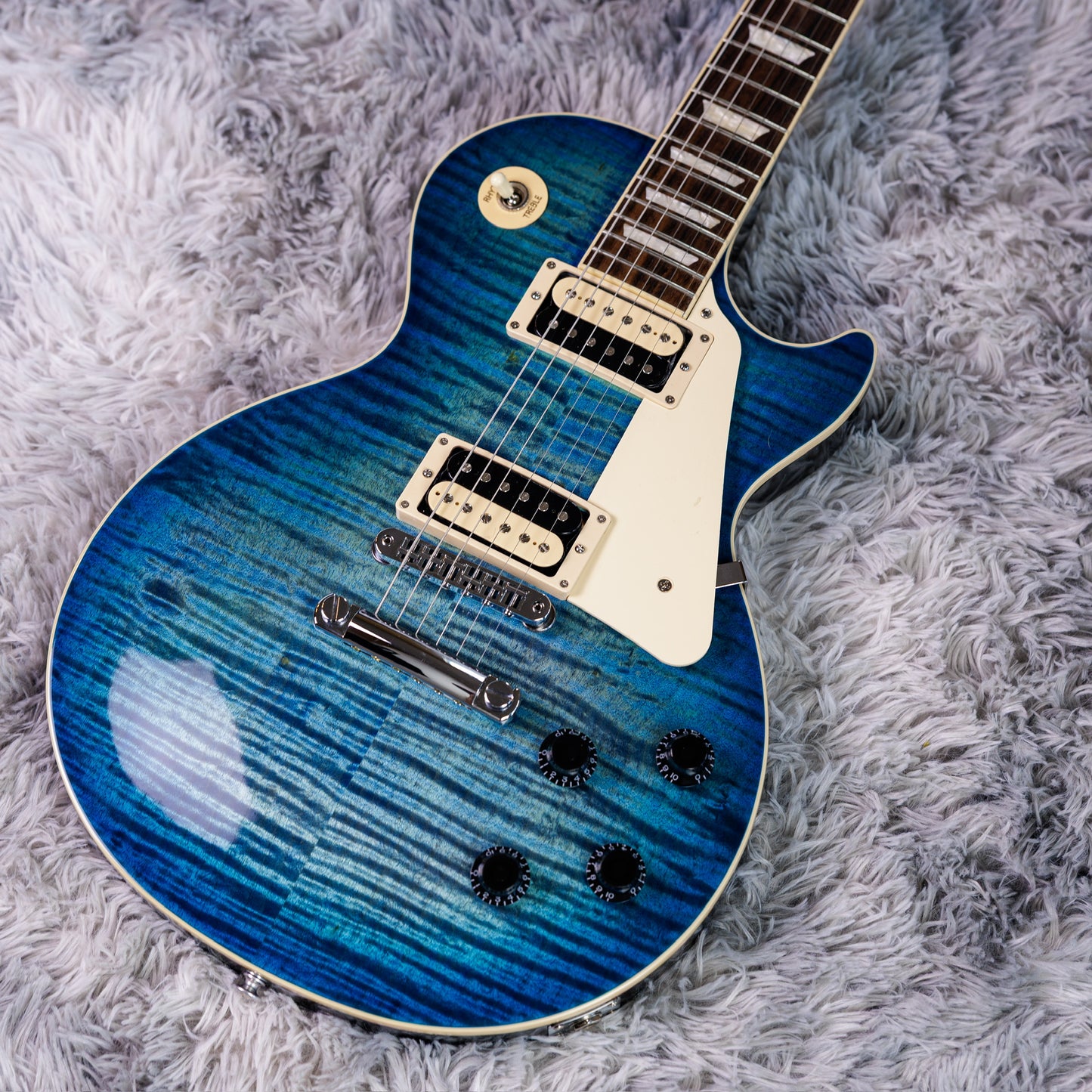 STUNNING Gibson Les Paul Traditional Pro V 2024 - Ocean Water Perimeter
