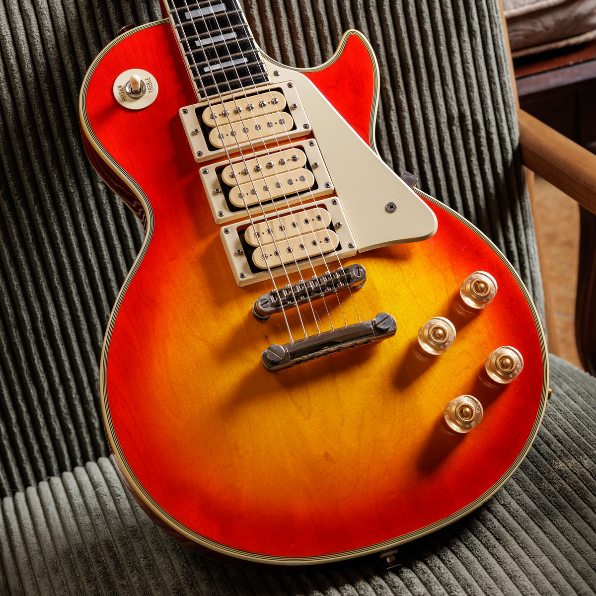 Epiphone Ace Frehley Signature "Budokan" Les Paul Custom 2012 - Faded Cherry Sunburst