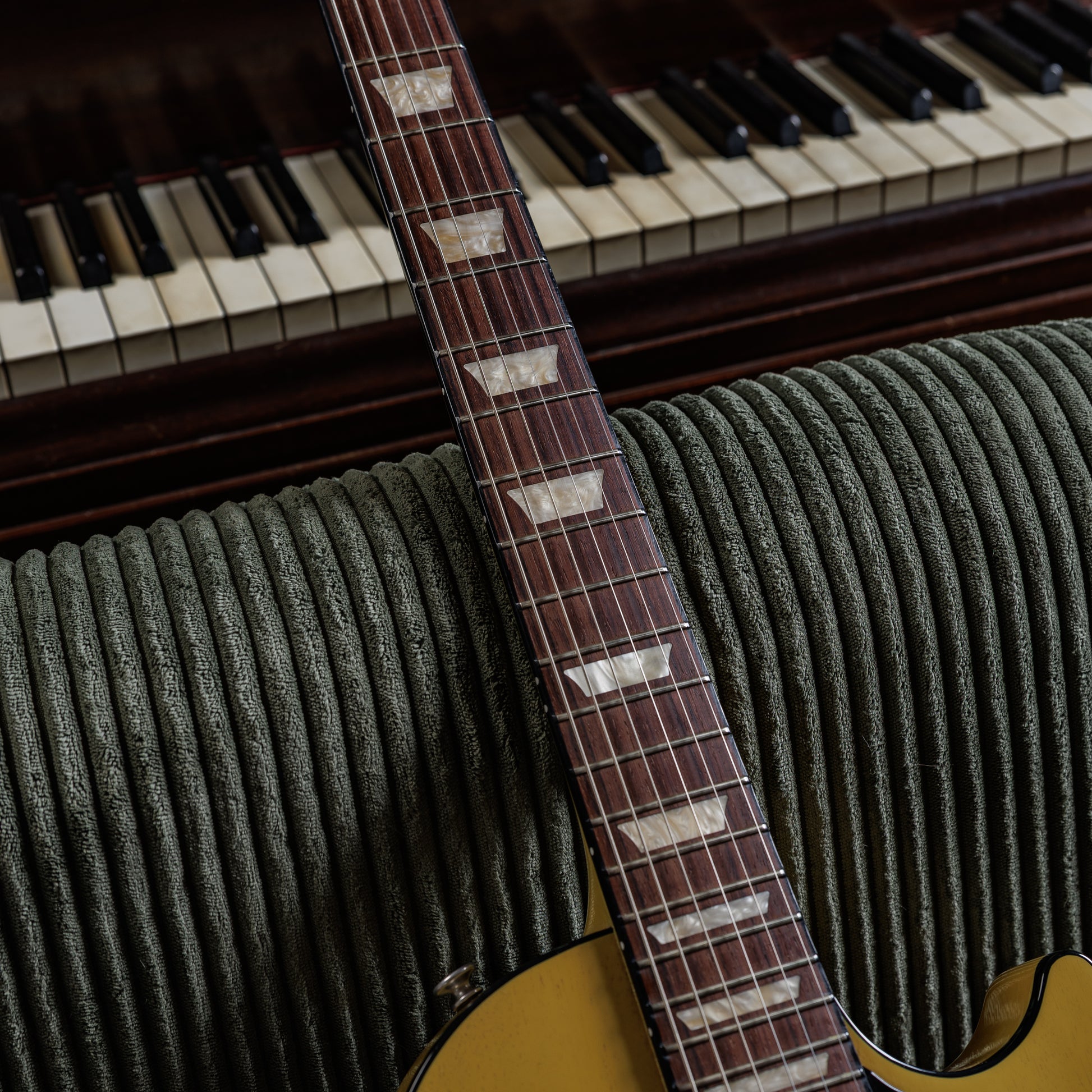Gibson Les Paul Standard '60s Mahogany Top 2025 - TV Yellow