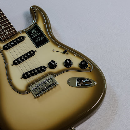 Fender 70th Anniversary Vintera II Stratocaster 2024 - Antigua