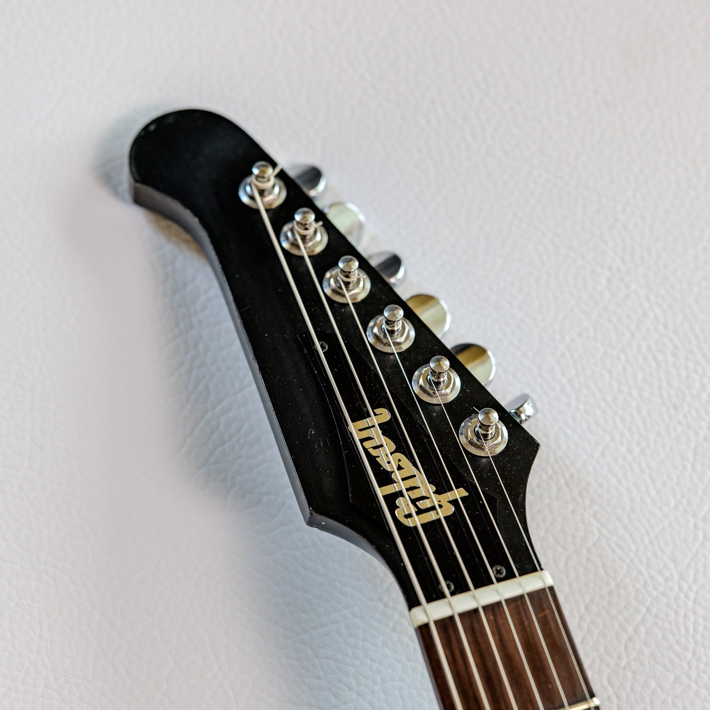Gibson Firebird Studio '70s Tribute 2012 - 2013 - Satin Vintage Sunburst