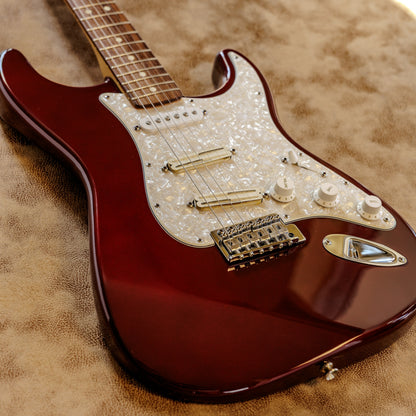 Fender Standard Stratocaster with Rosewood Fretboard 1998 - 2005 - Midnight Wine