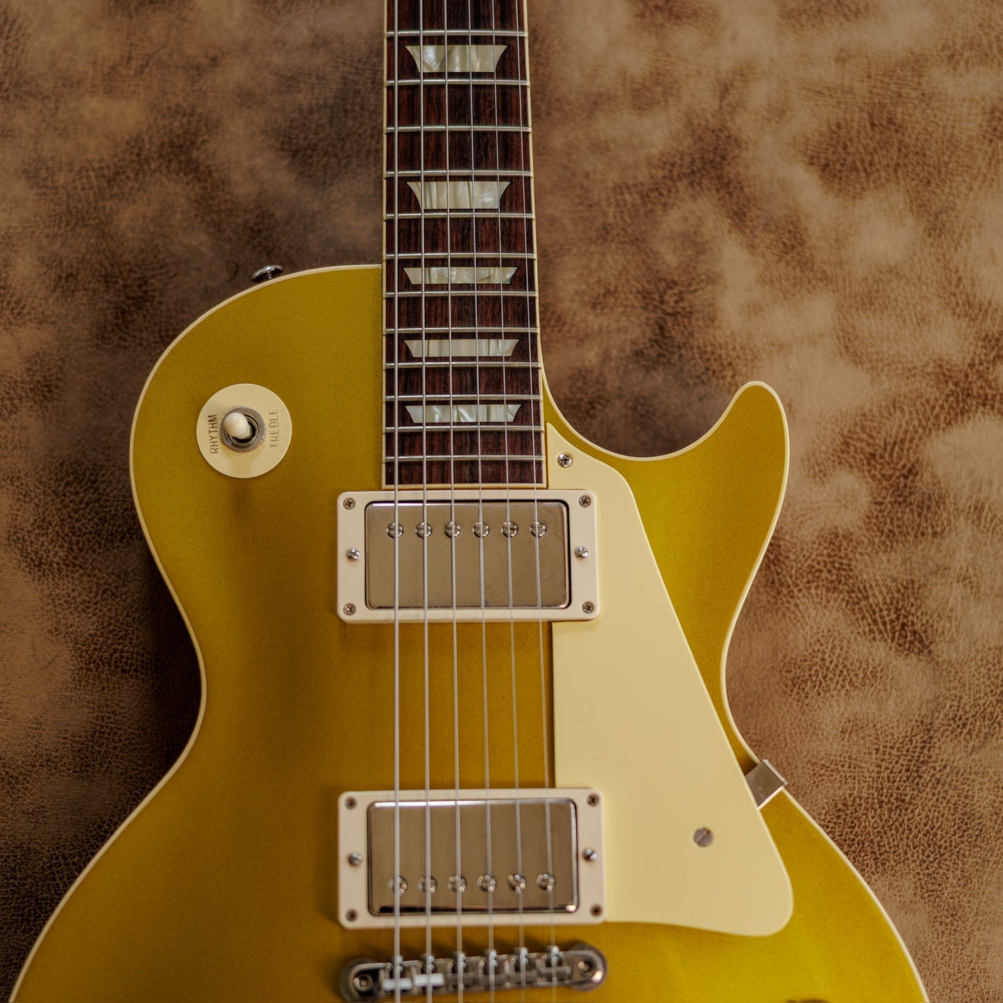 Gibson Custom Shop R7 ’57 Les Paul Standard Reissue Goldtop – Made to Measure Gloss – Case Candy