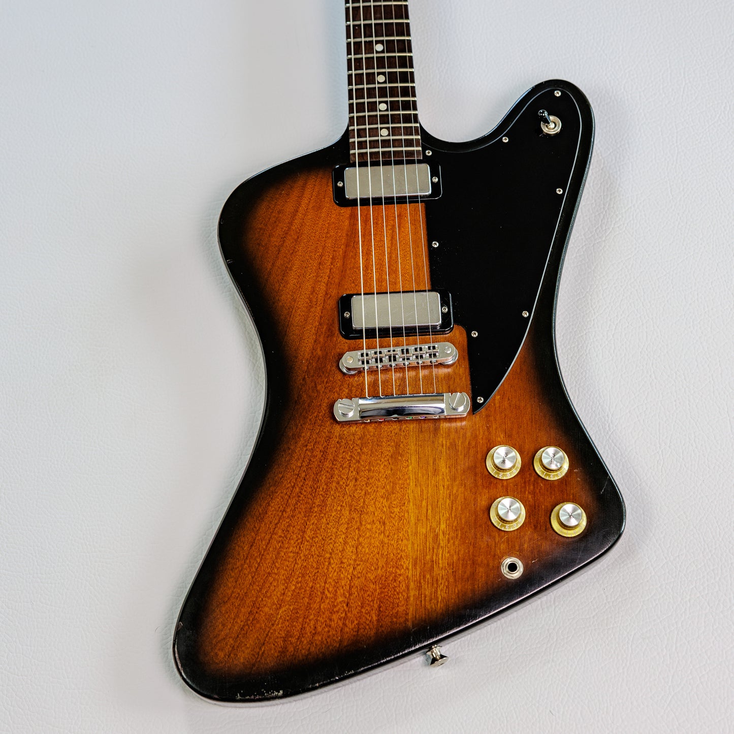 Gibson Firebird Studio '70s Tribute 2012 - 2013 - Satin Vintage Sunburst