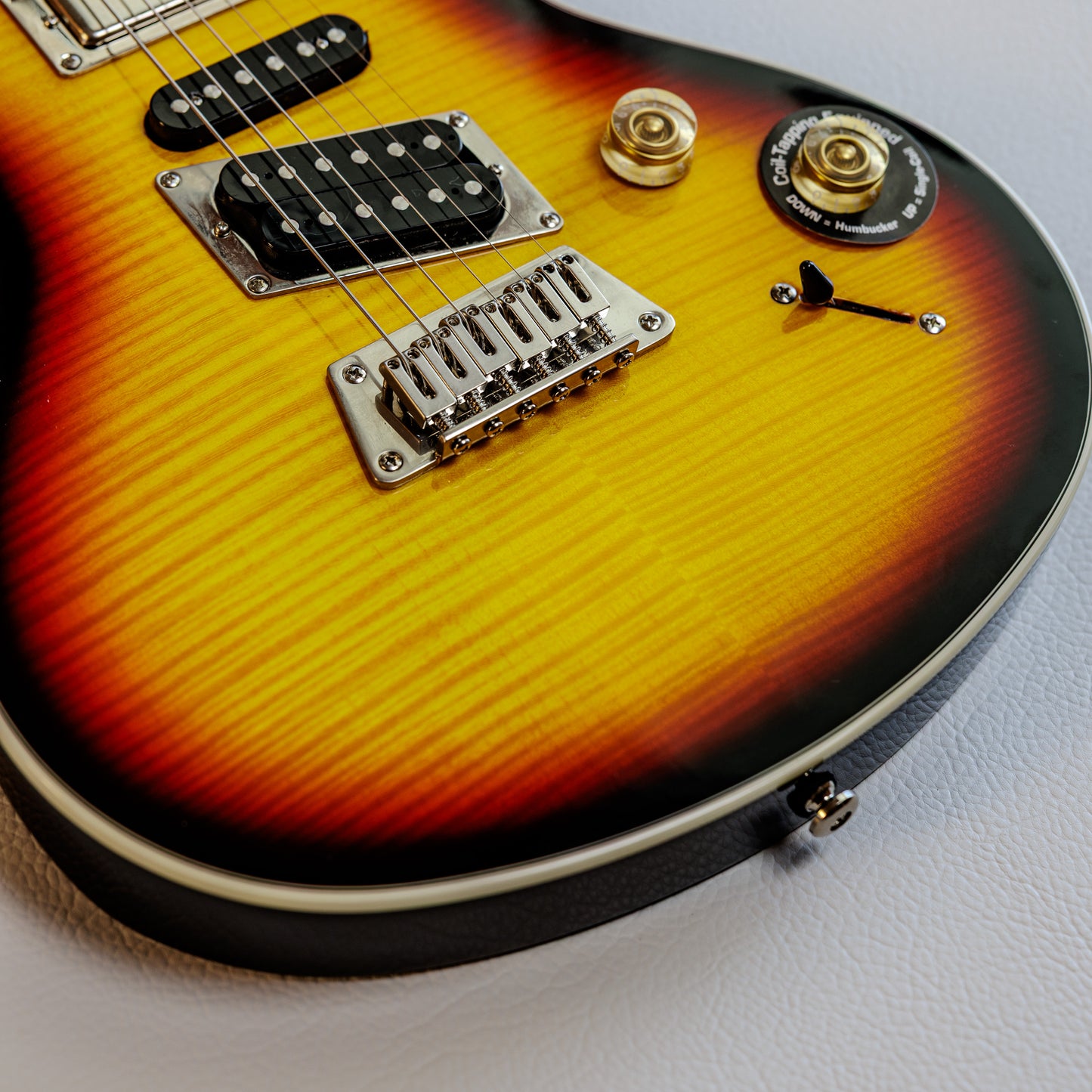 Epiphone Nighthawk Custom Reissue 2010 - 2013 - Fireburst