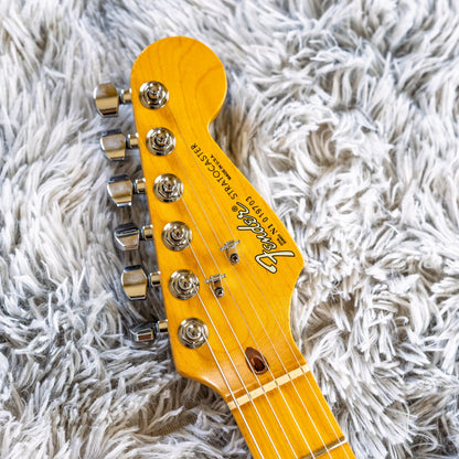 Fender American Standard Stratocaster with Maple Fretboard 1991 - Frost Red