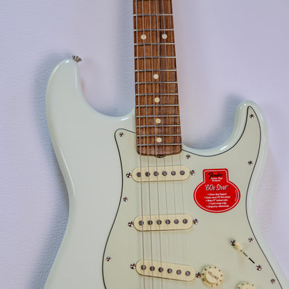 Fender Classic Player '60s Stratocaster with Pau Ferro Fretboard 2018 - Sonic Blue