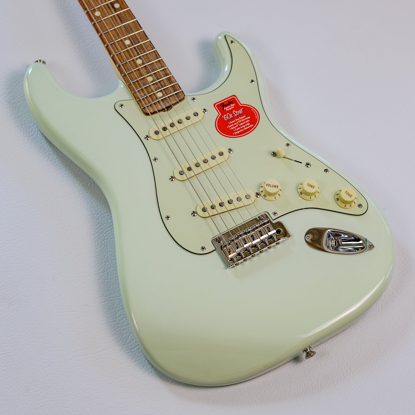 Fender Classic Player '60s Stratocaster with Pau Ferro Fretboard 2018 - Sonic Blue