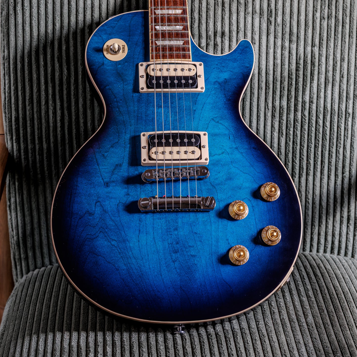 Gibson Les Paul Classic Satin 2019 - Midnight Manhattan