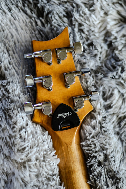 PRS CE 22 Maple Top Tremolo 1994 - 2004 - Cherry Sunburst