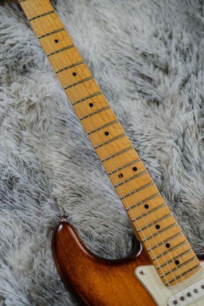 Fender USA Nitro Satin Series Stratocaster 2012 - 2014 - Honeyburst