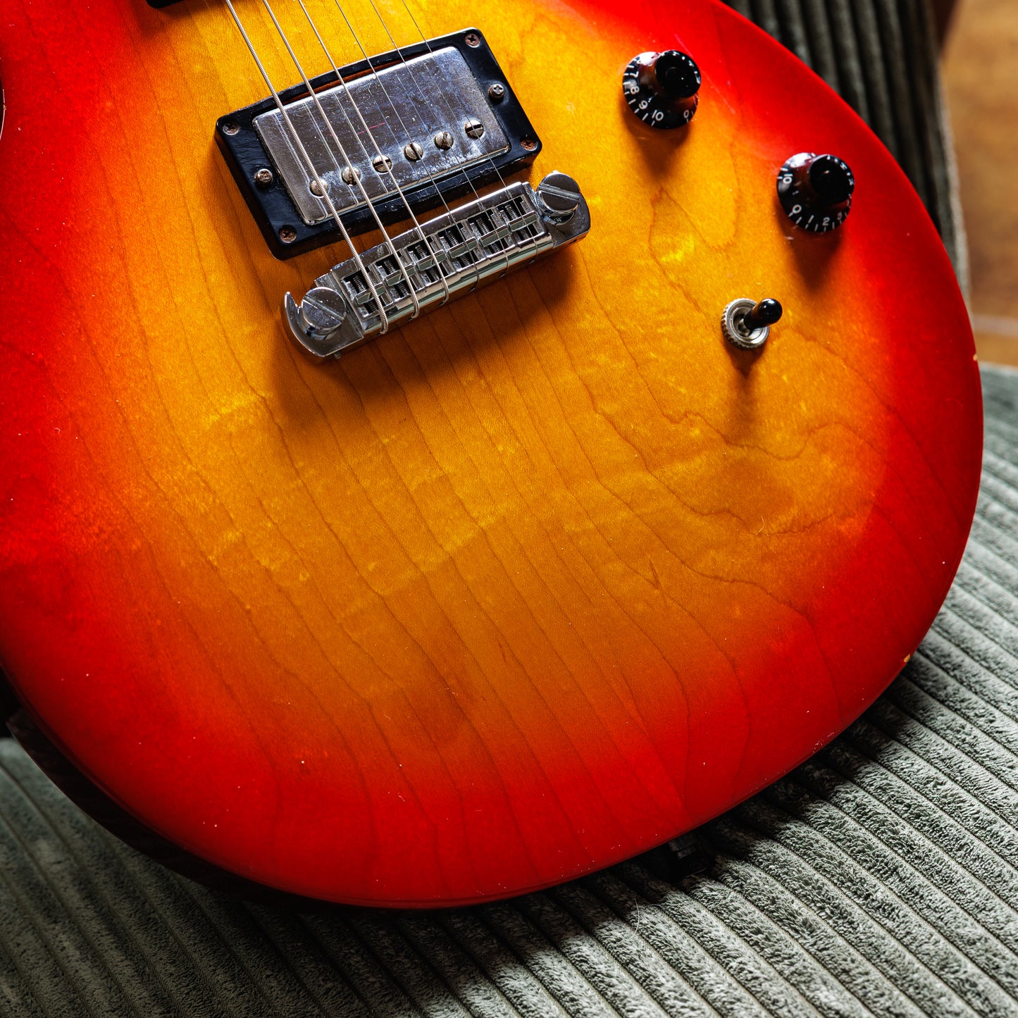 Gibson Les Paul Double Cutaway Studio 1998 - Heritage Cherry Sunburst