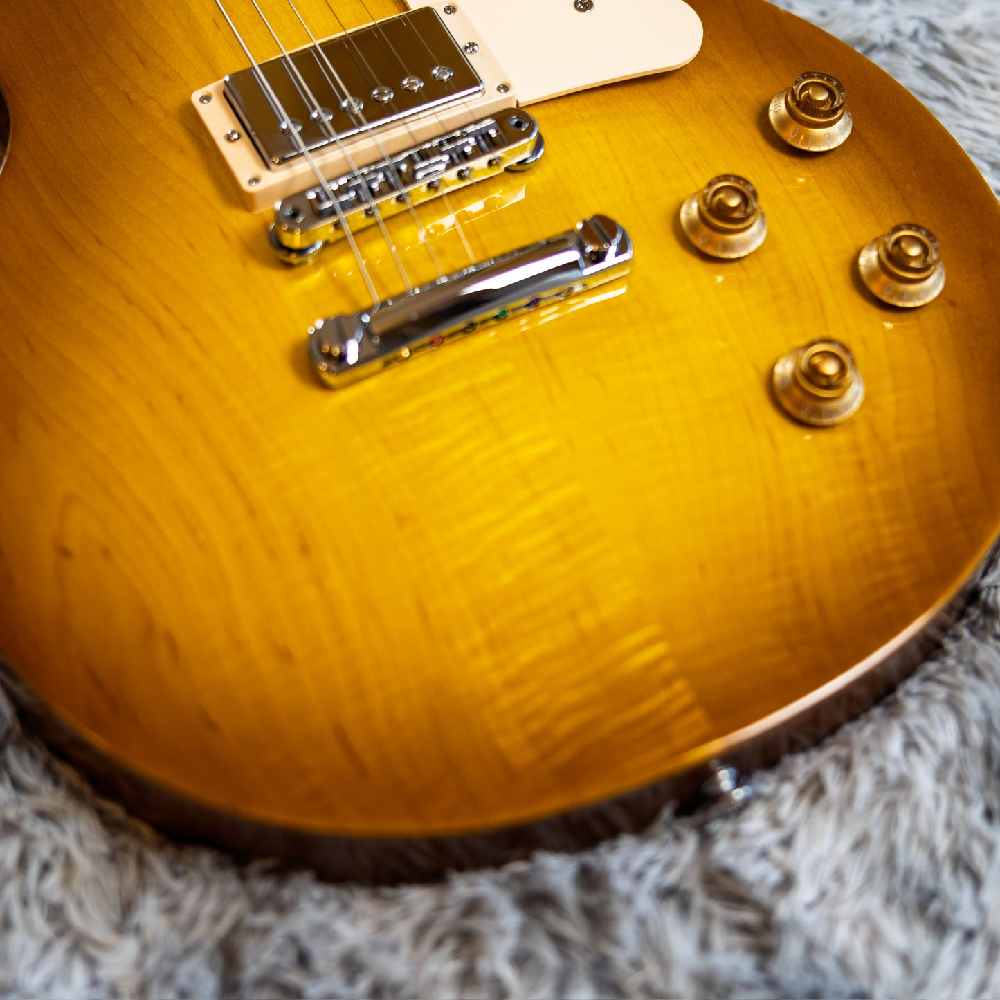 Limited Run Gibson Les Paul Studio Figured 2025 - Present - Honey Burst