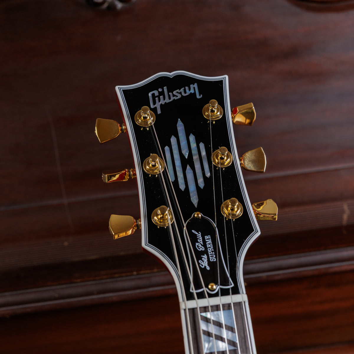 Gibson Les Paul Supreme 2026 - Dark Wine Red