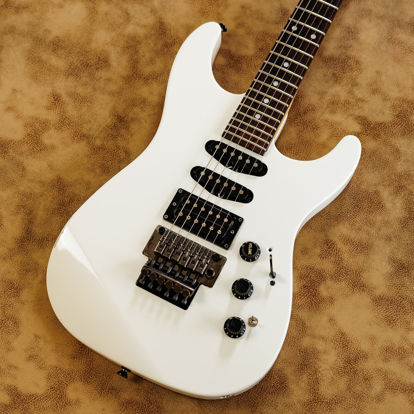 Fender Limited Edition HM Strat Reissue 2020 - Bright White